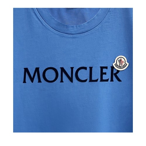 [몽클레어] 8C00047 8390T 7B5 로고 패치 라운드 반팔티셔츠 블루 남성 티셔츠 / TLS,MONCLER